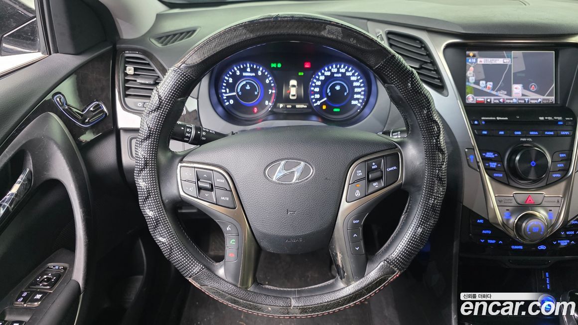 Hyundai Grandeur 2011