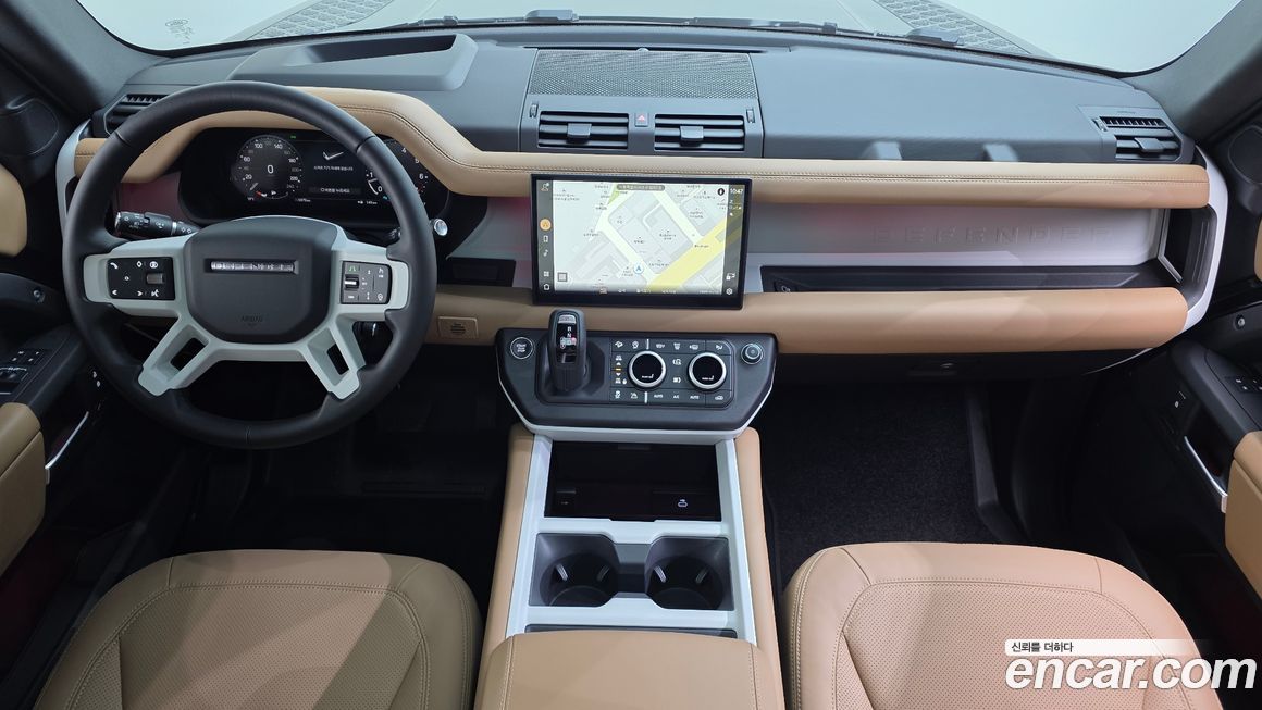 Land Rover Defender 2025