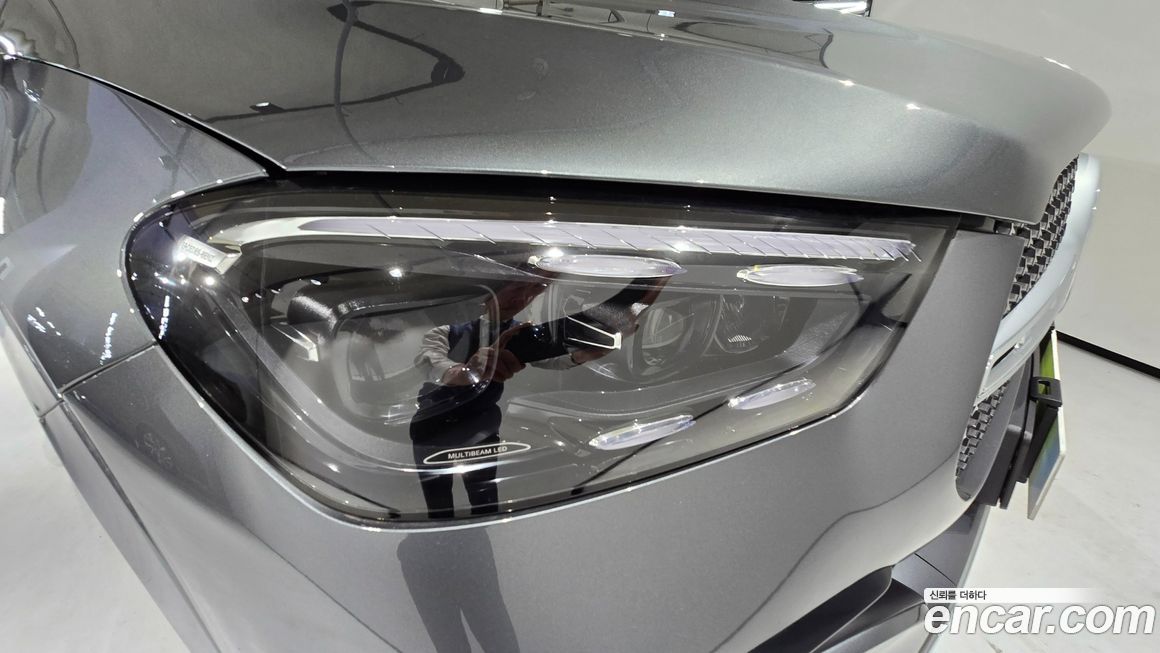 Mercedes-Benz GLE-Class 2025