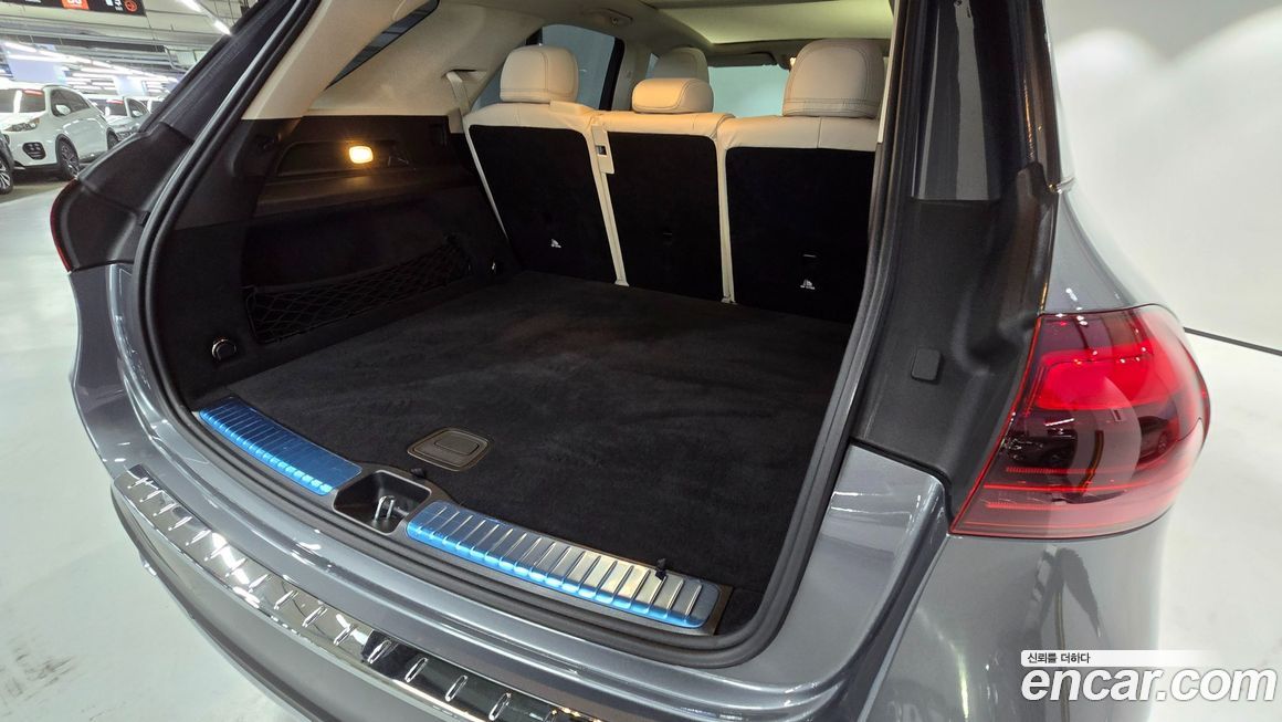 Mercedes-Benz GLE-Class 2025