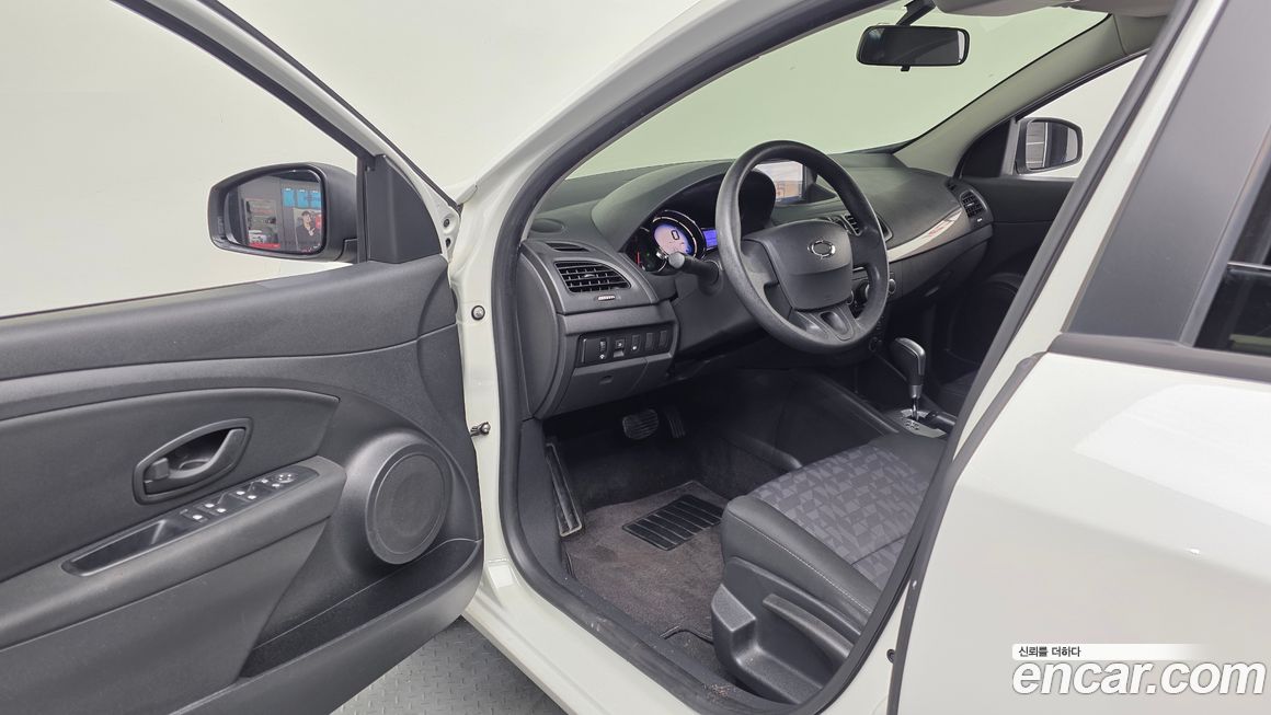 Renault-KoreaSamsung SM3 2013