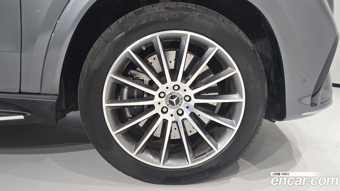 Mercedes-Benz GLE-Class 2025