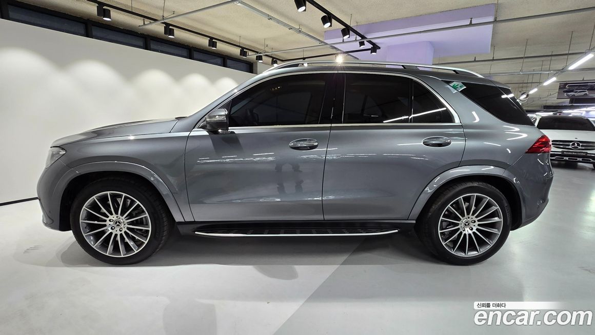 Mercedes-Benz GLE-Class 2025
