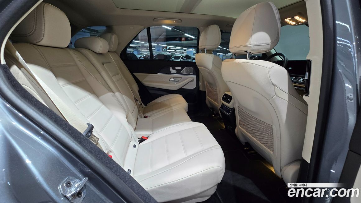 Mercedes-Benz GLE-Class 2025