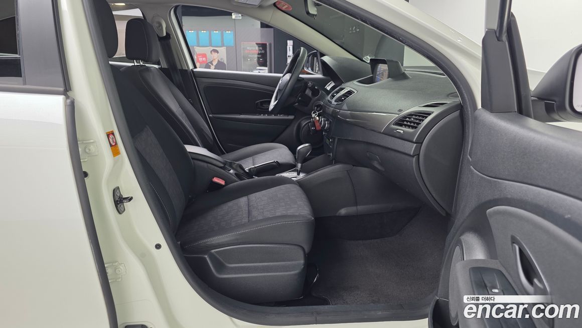 Renault-KoreaSamsung SM3 2013