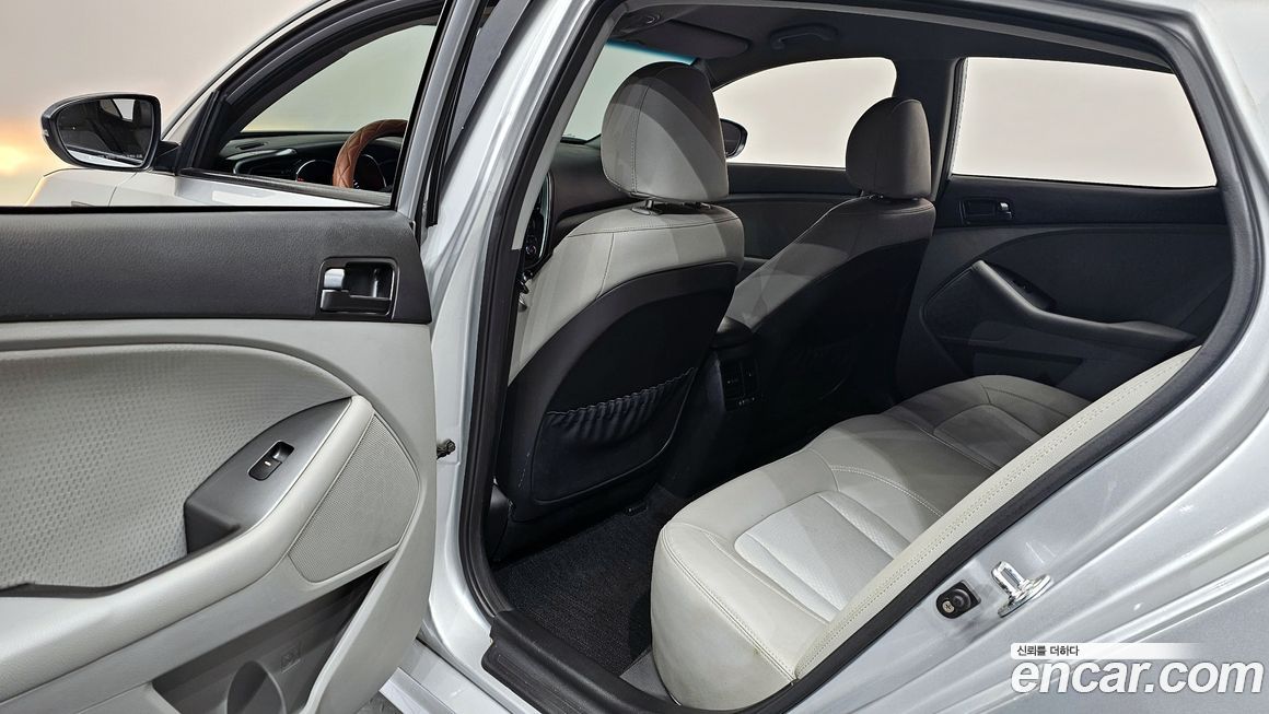 Kia K5 2013