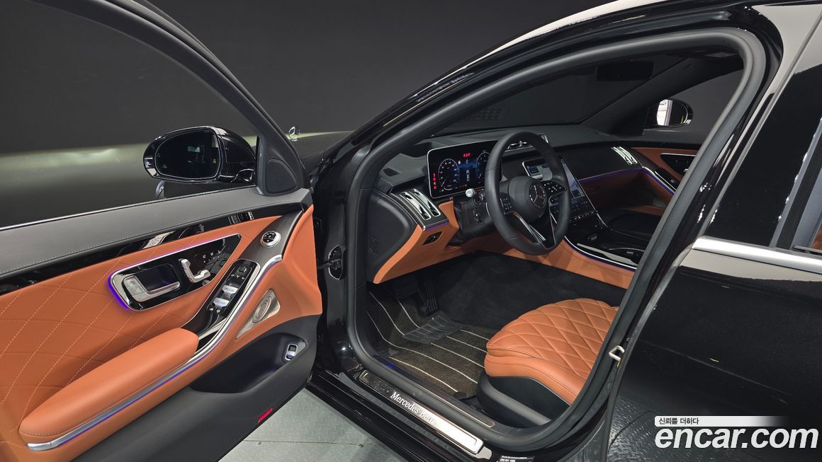 Mercedes-Benz S-Class 2023
