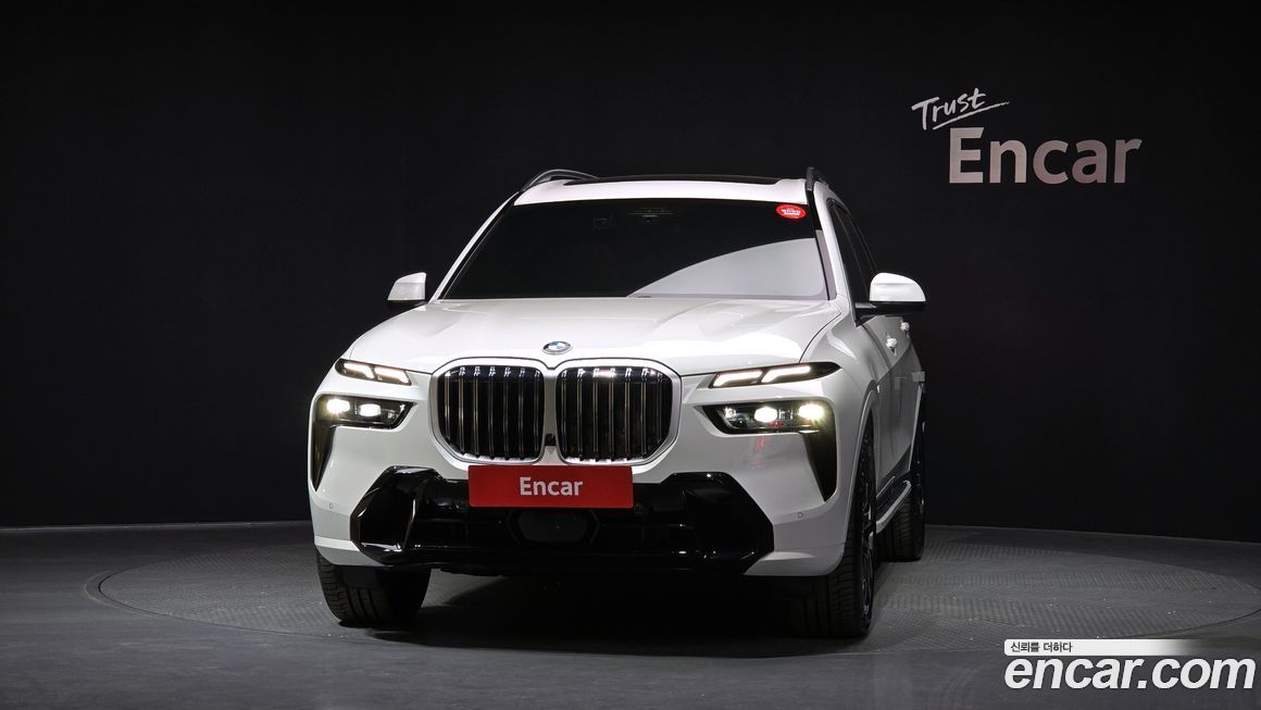 BMW X7 2025