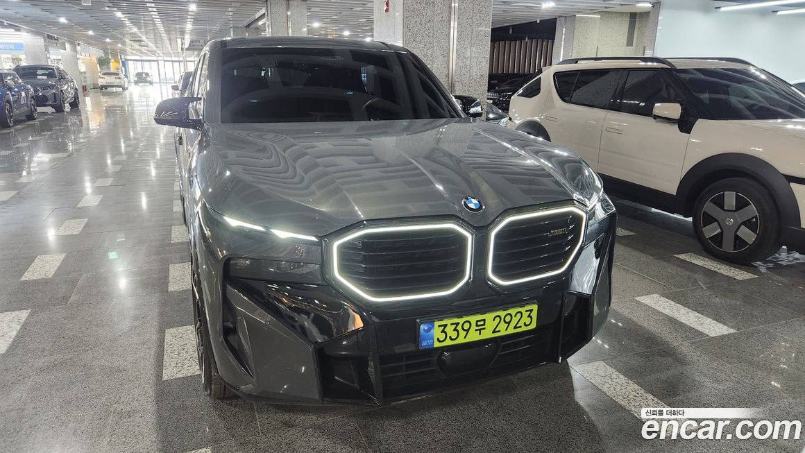 BMW XM 2024