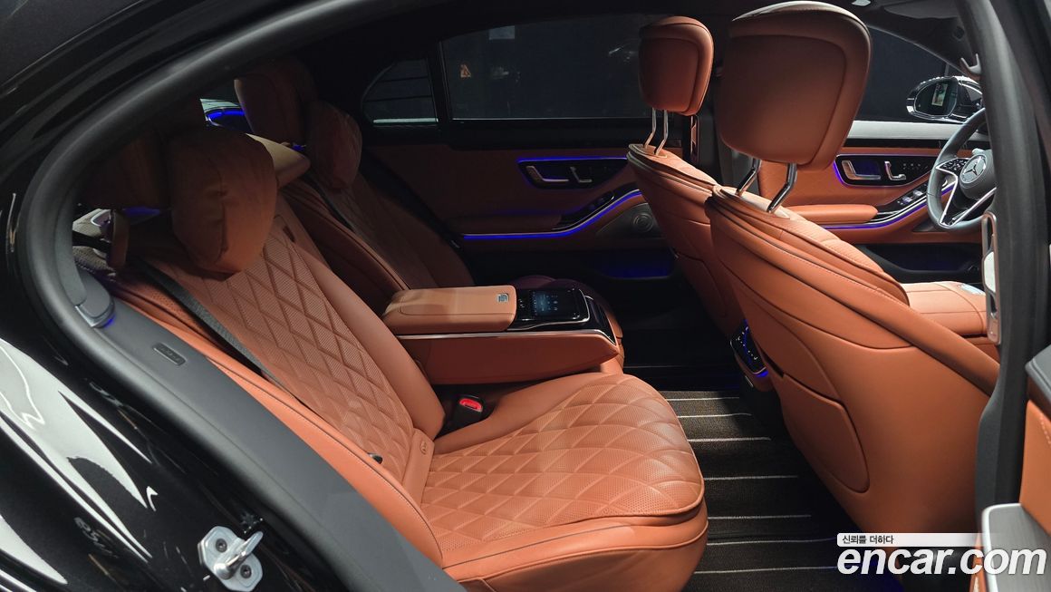 Mercedes-Benz S-Class 2023