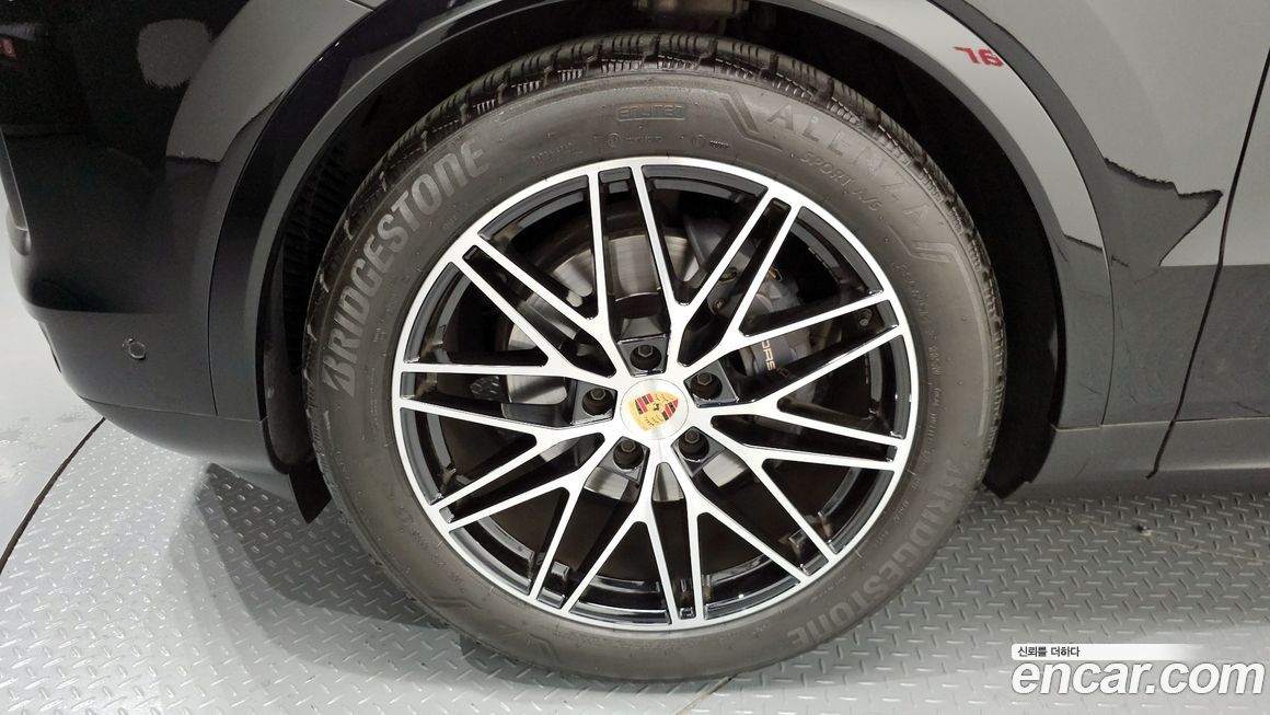 Porsche Cayenne 2024