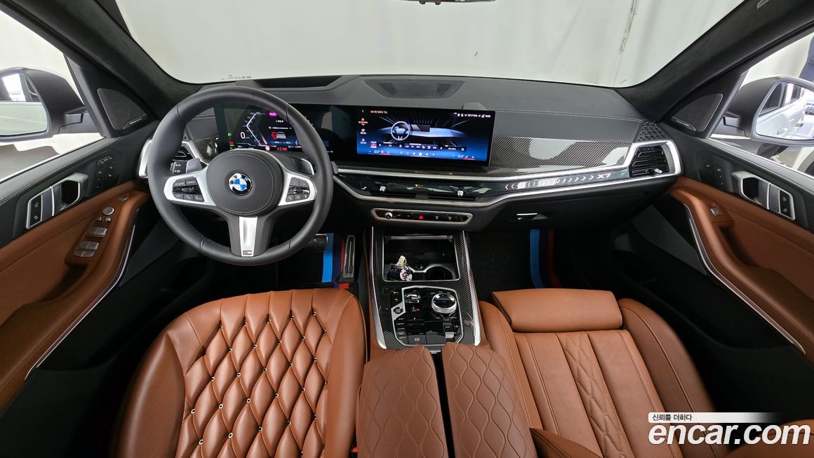 BMW X7 2025