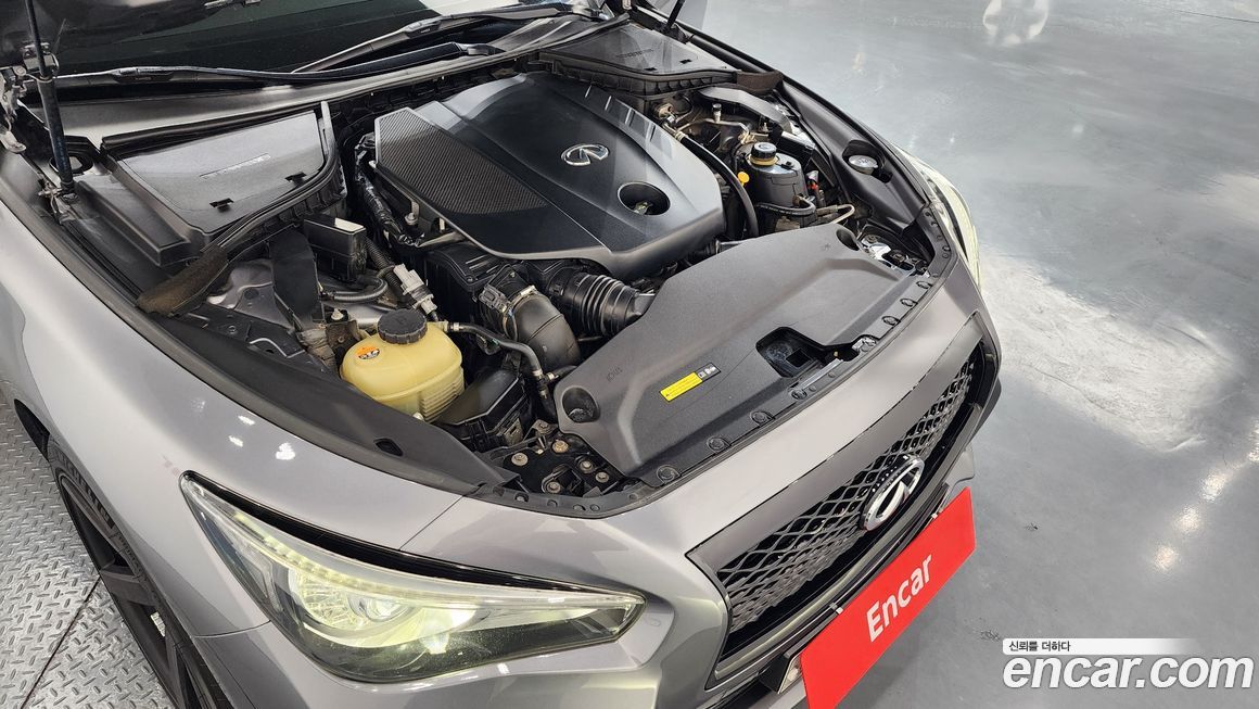 Infiniti Q50 2016