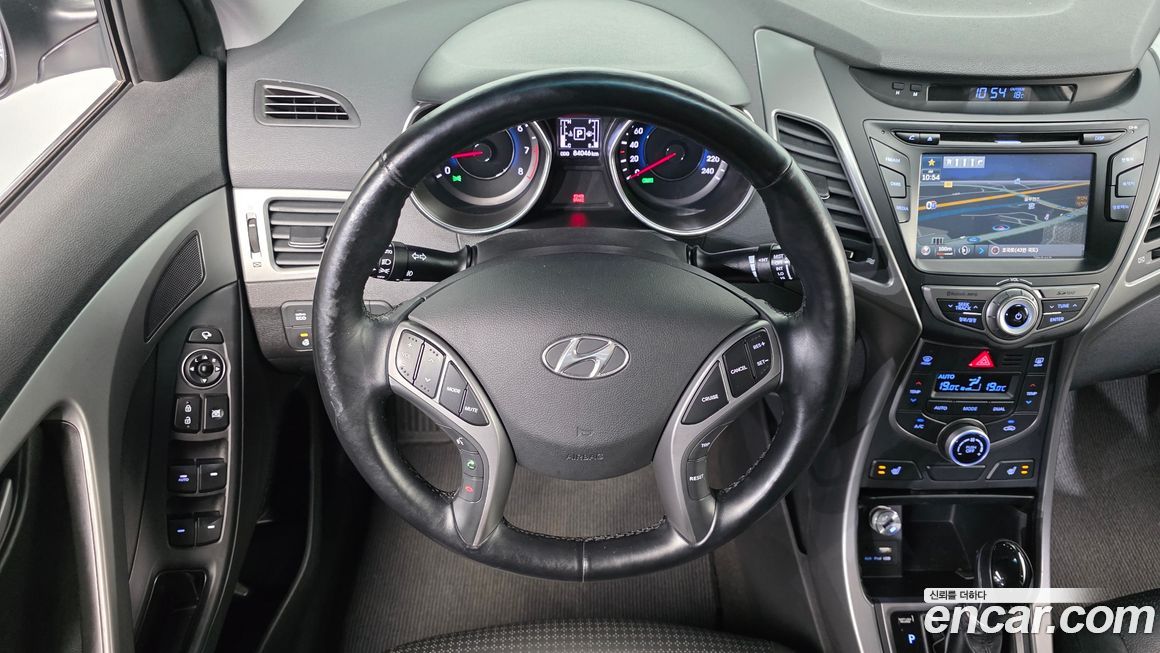 Hyundai AVANTE 2014