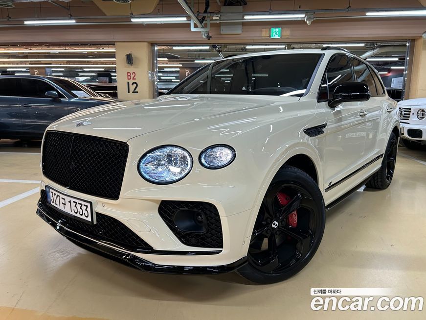 Bentley Bentayga 2023