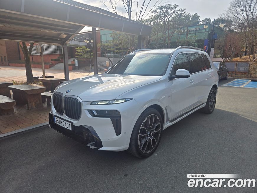 BMW X7 2025