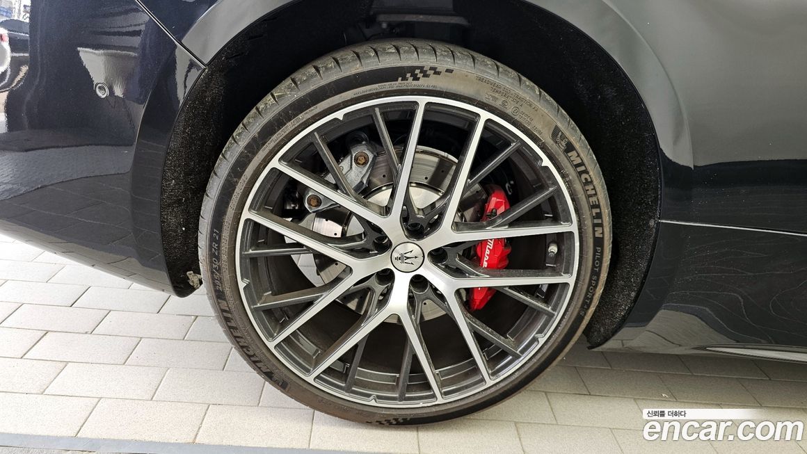 Maserati Gran Cabrio 2024