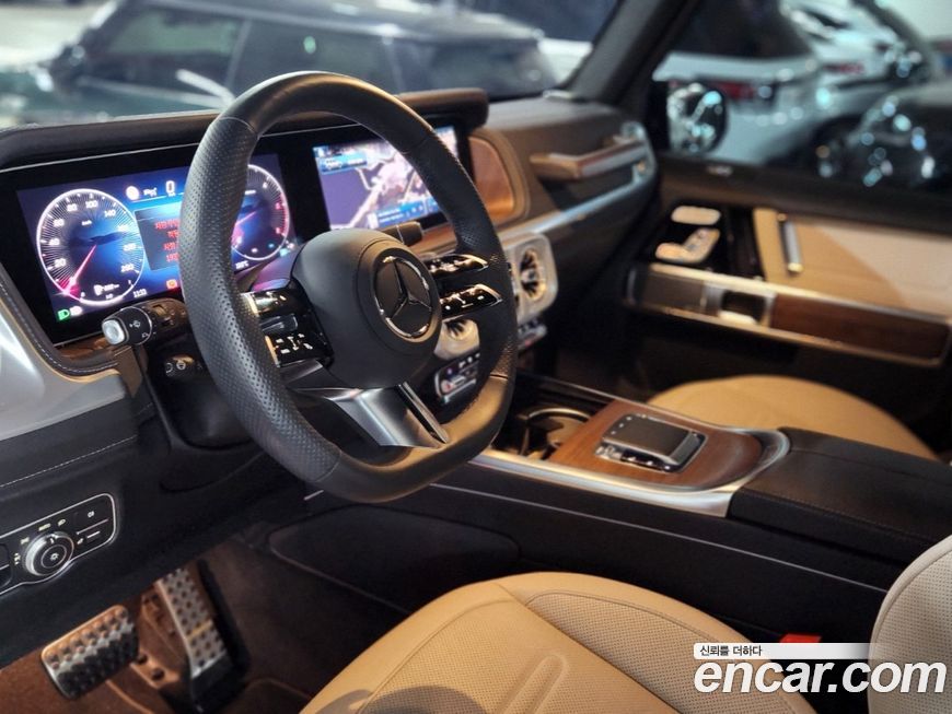 Mercedes-Benz G-Class 2025