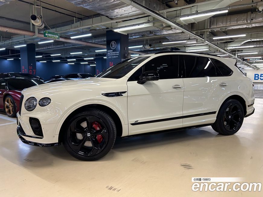 Bentley Bentayga 2023