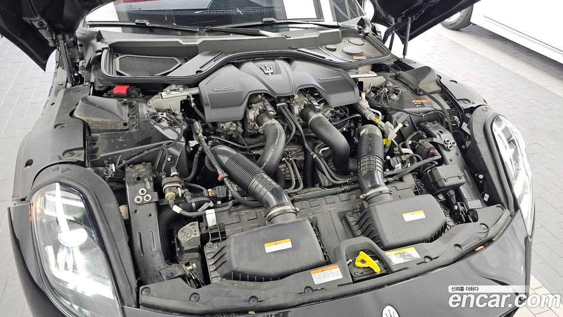 Maserati Gran Cabrio 2024