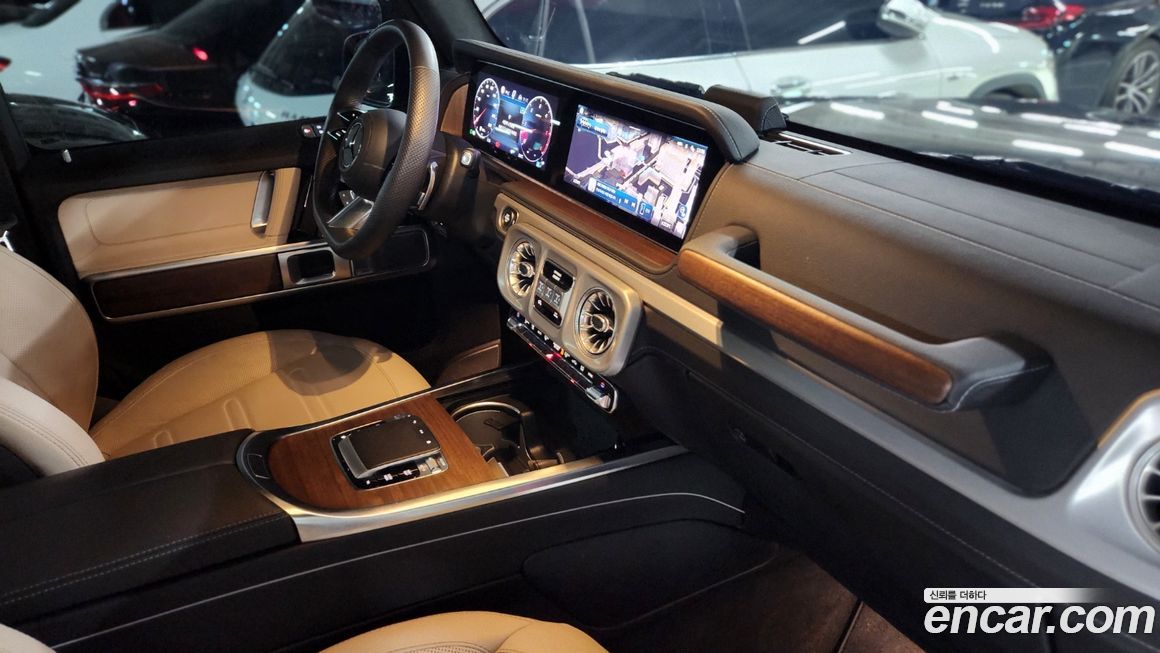 Mercedes-Benz G-Class 2025