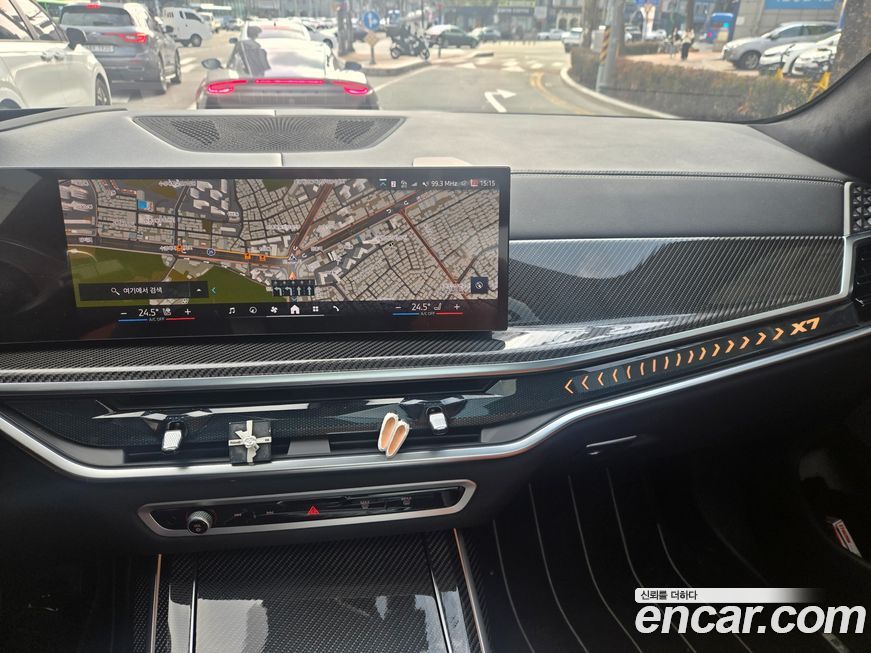 BMW X7 2025