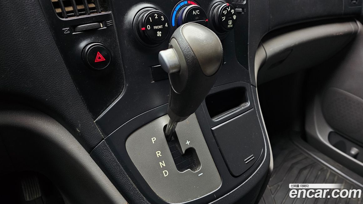 Hyundai Starex 2015