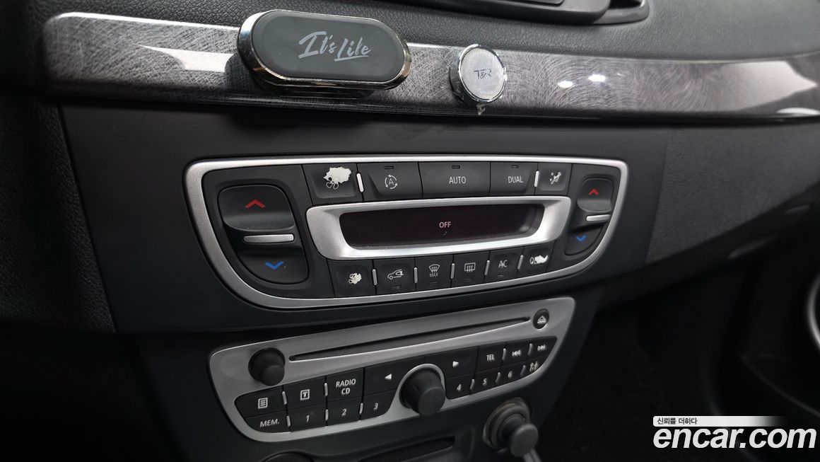 Renault-KoreaSamsung SM3 2011