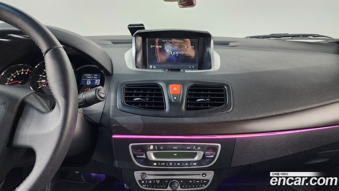 Renault-KoreaSamsung SM3 2010