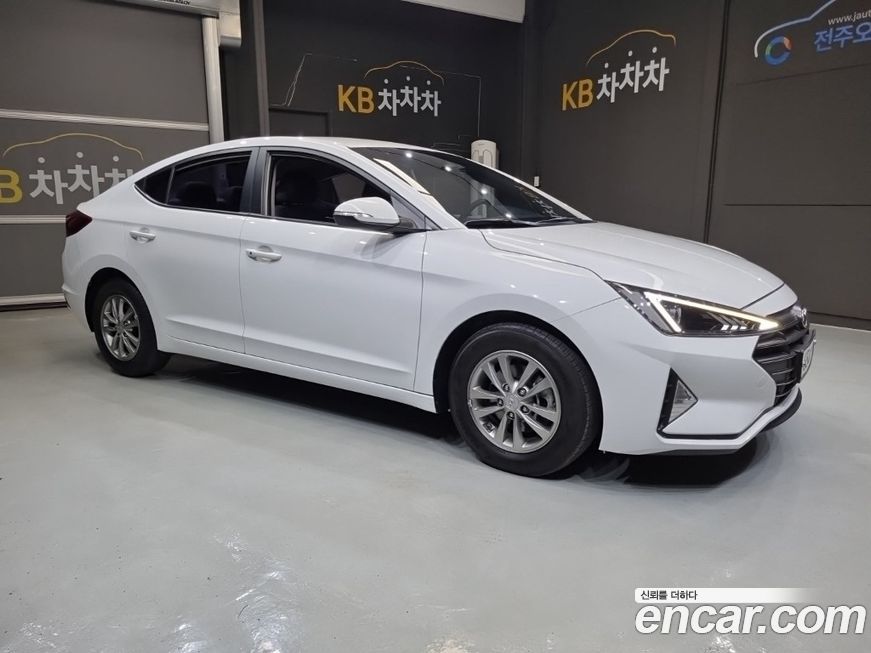 Hyundai AVANTE 2020