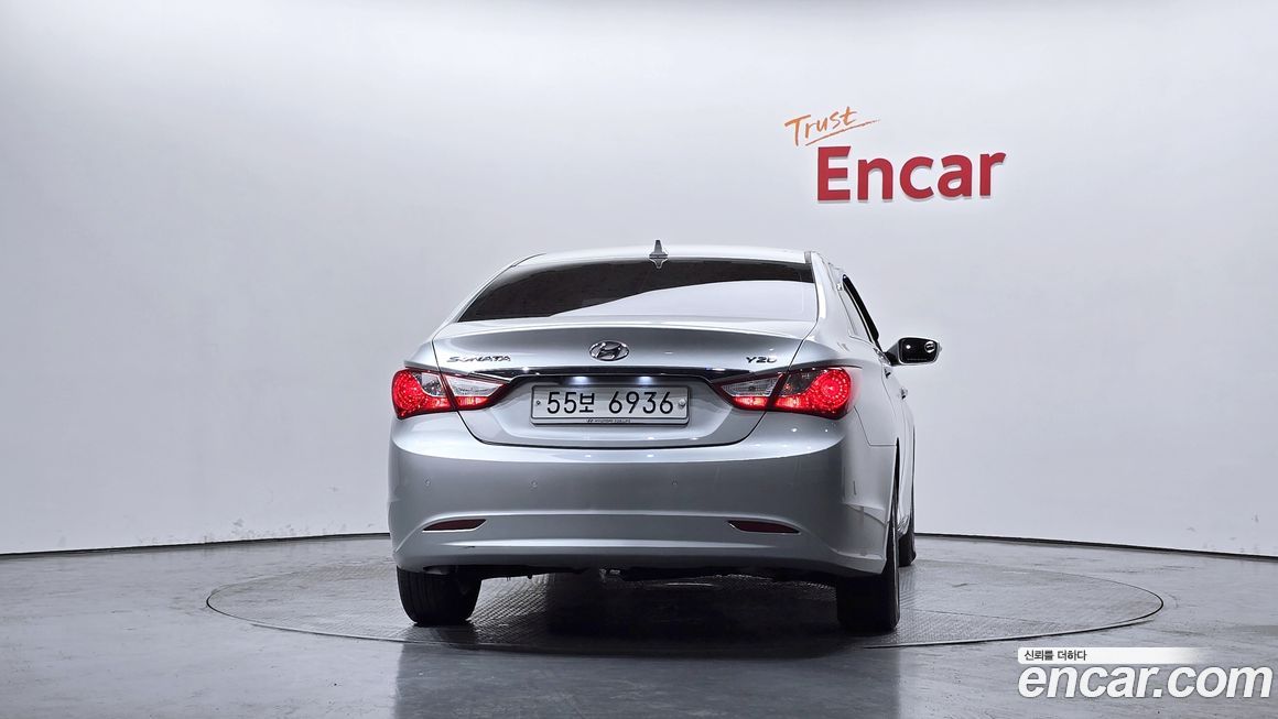 Hyundai Sonata 2010