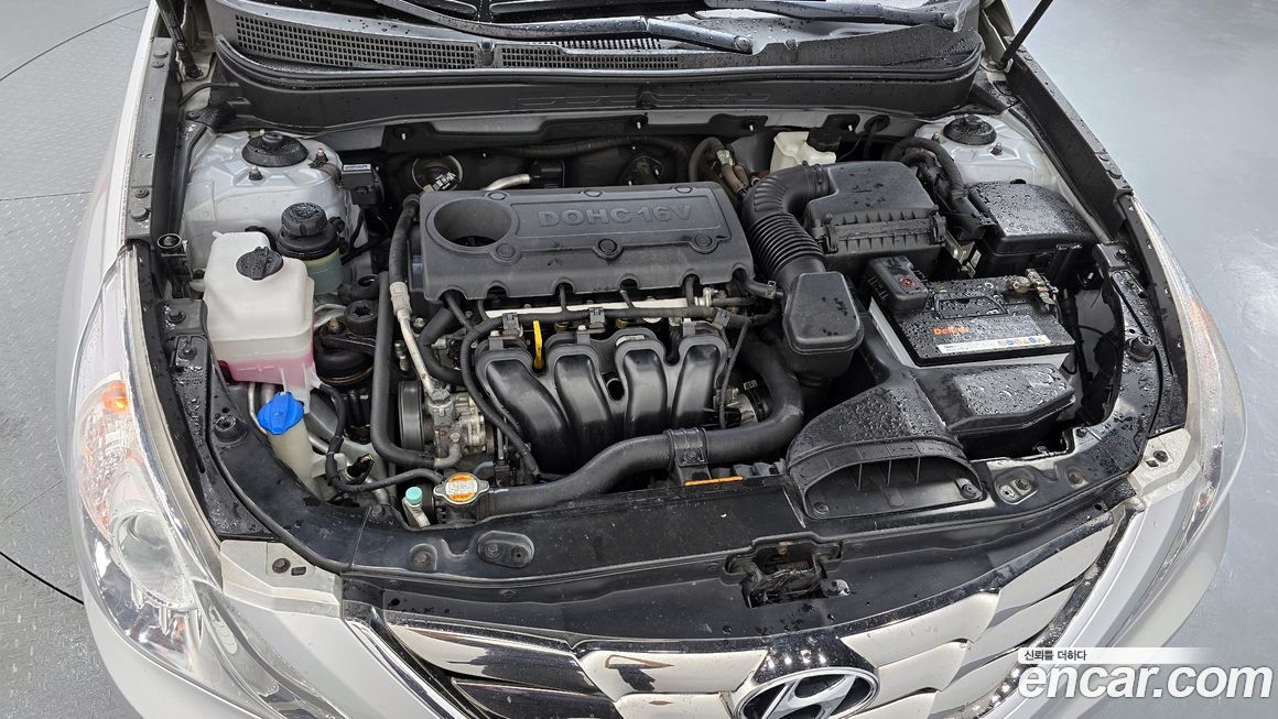 Hyundai Sonata 2010