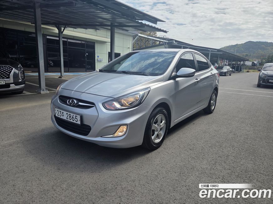 Hyundai Accent 2011