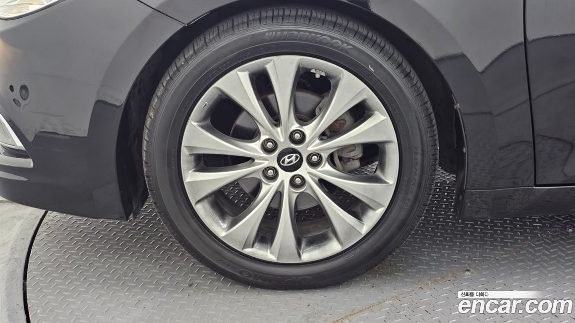 Hyundai Grandeur 2012