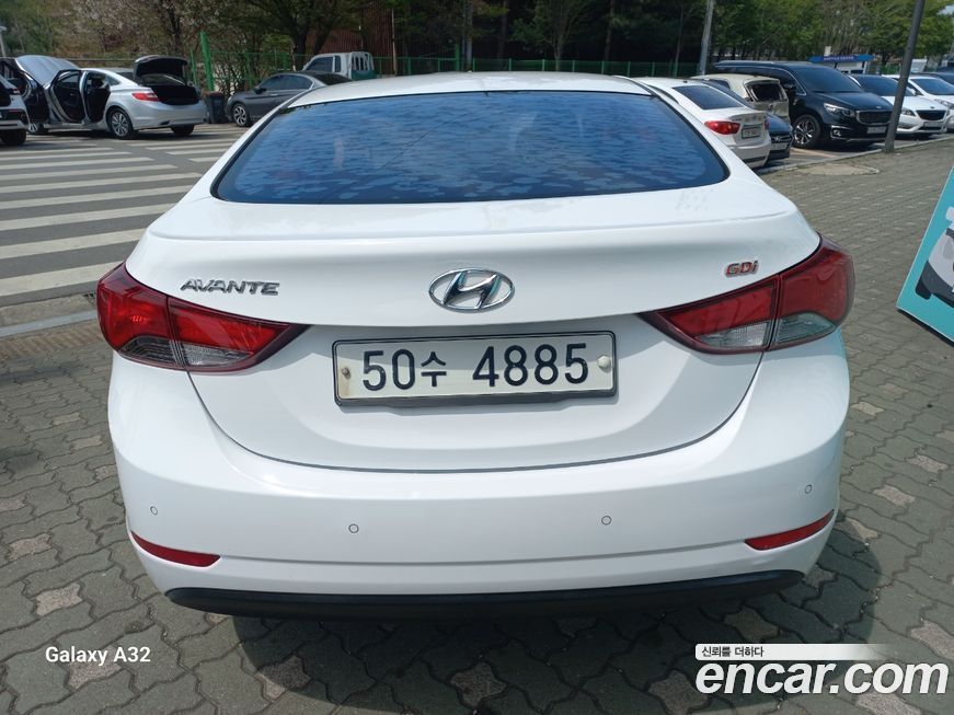Hyundai AVANTE 2014