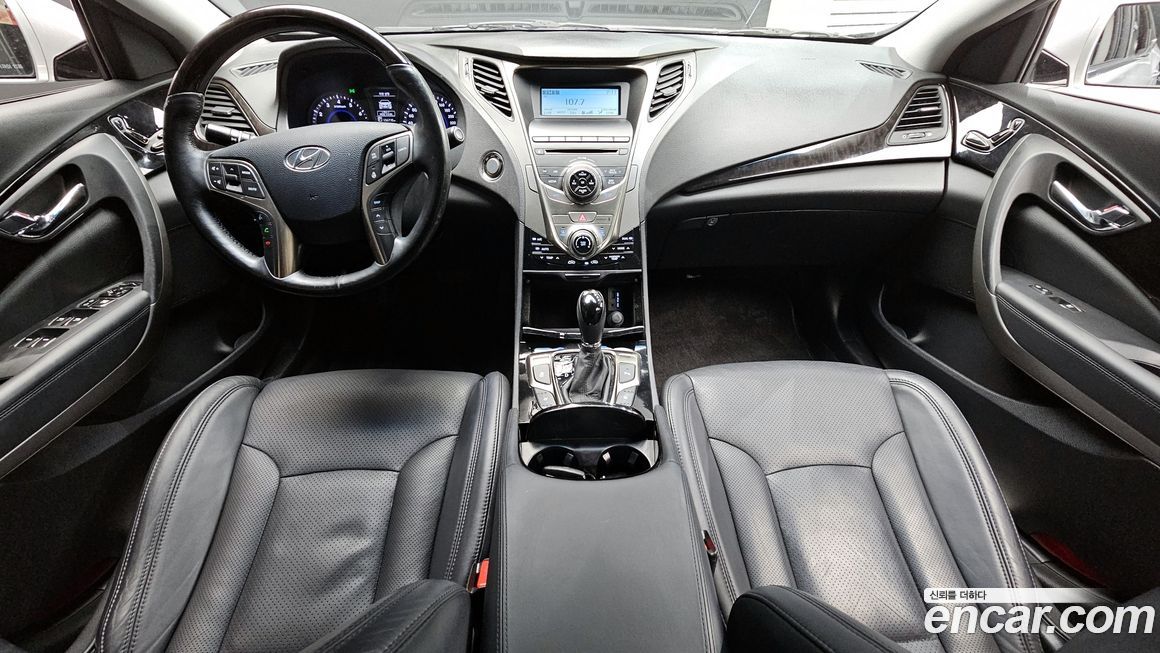 Hyundai Grandeur 2012