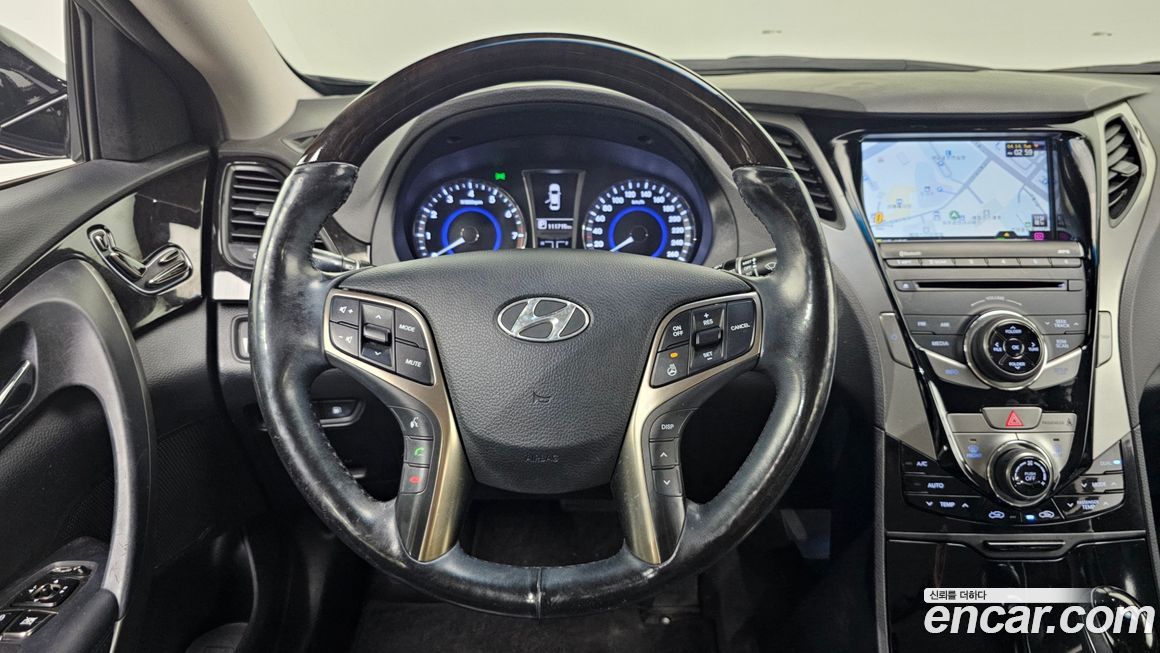 Hyundai Grandeur 2012