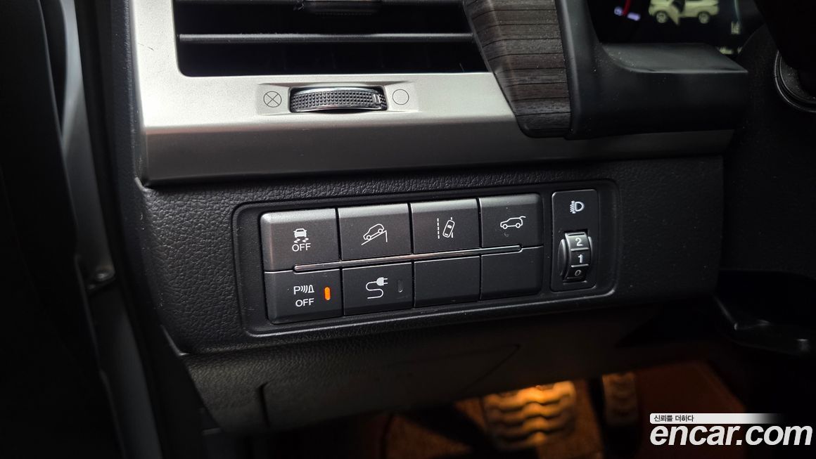 KG_Mobility_Ssangyong Rexton 2018