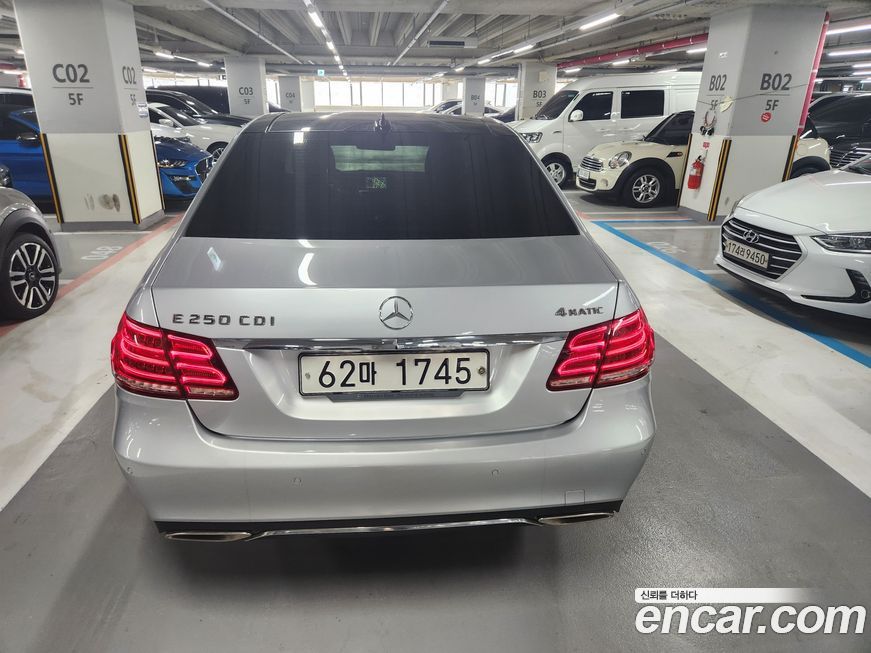 Mercedes-Benz E-Class 2014