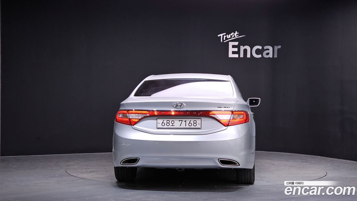 Hyundai Grandeur 2012