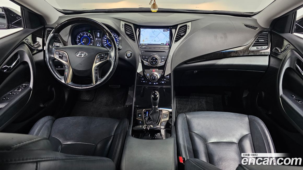 Hyundai Grandeur 2012