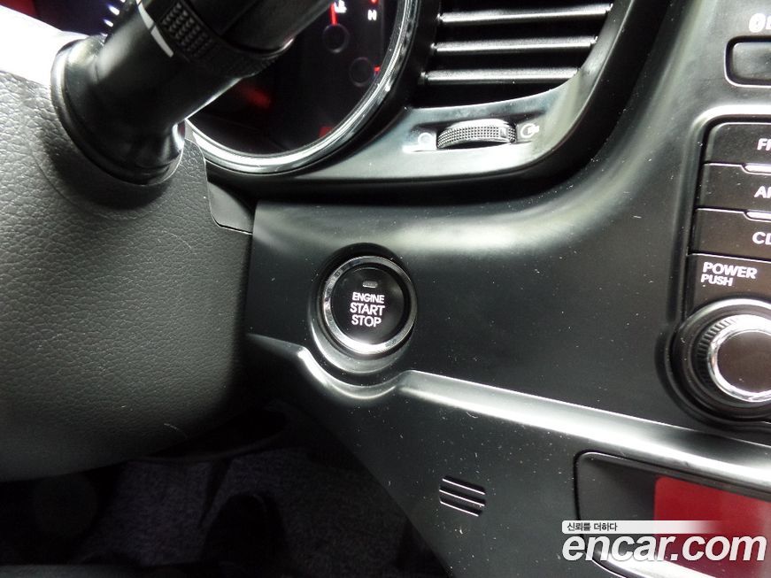 Kia K5 2011