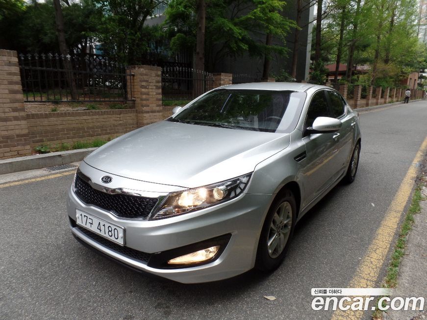 Kia K5 2011
