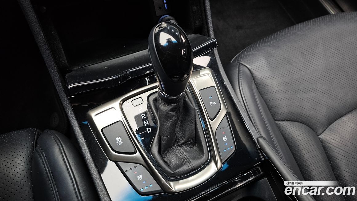 Hyundai Grandeur 2012