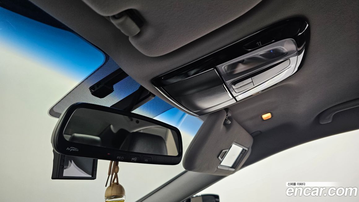 Hyundai Grandeur 2012