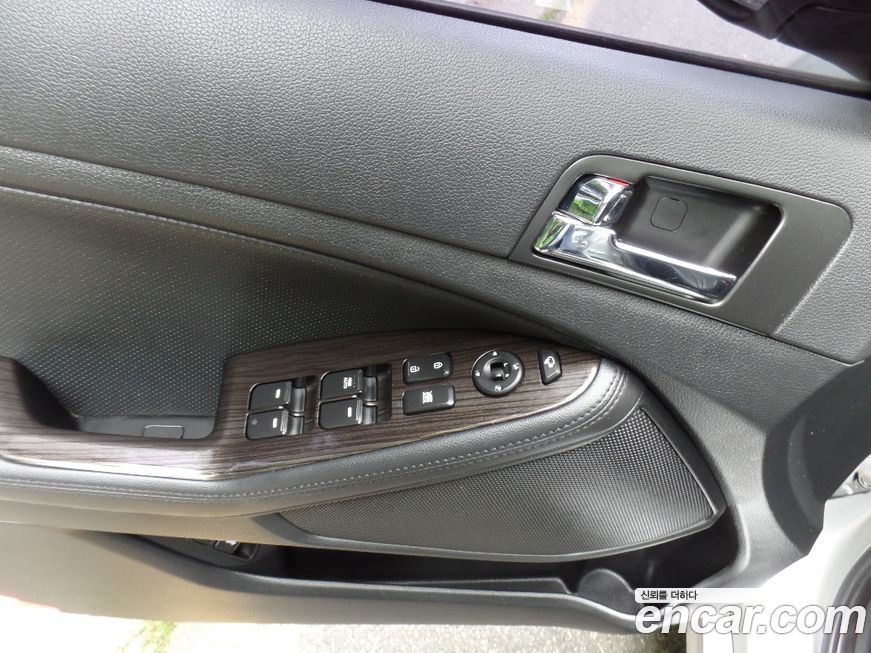 Kia K5 2011