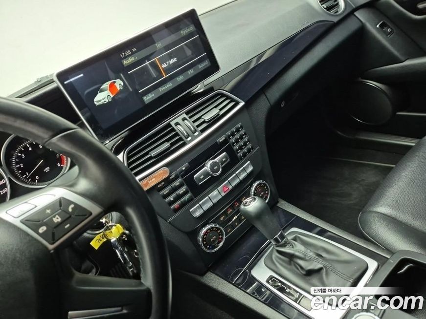Mercedes-Benz C-Class 2012