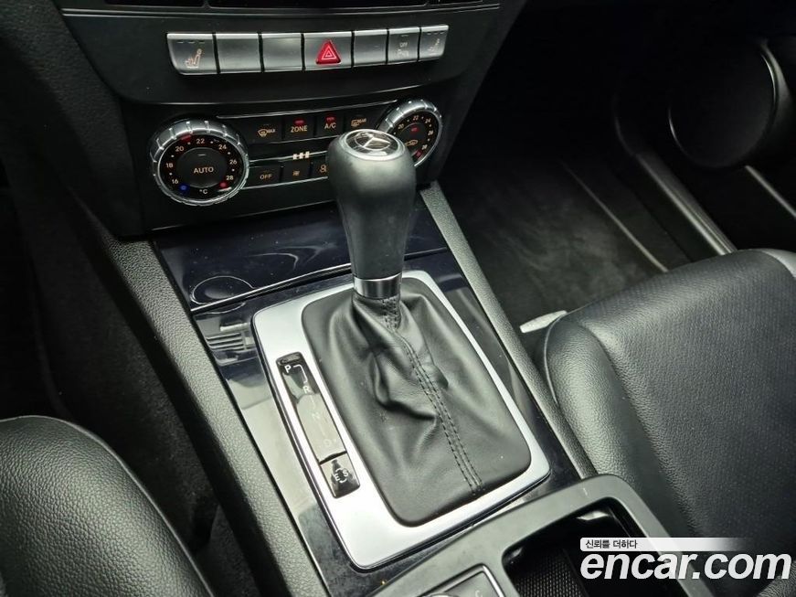Mercedes-Benz C-Class 2012