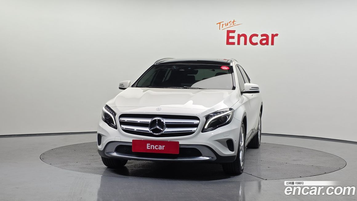 Mercedes-Benz GLA-Class 2016