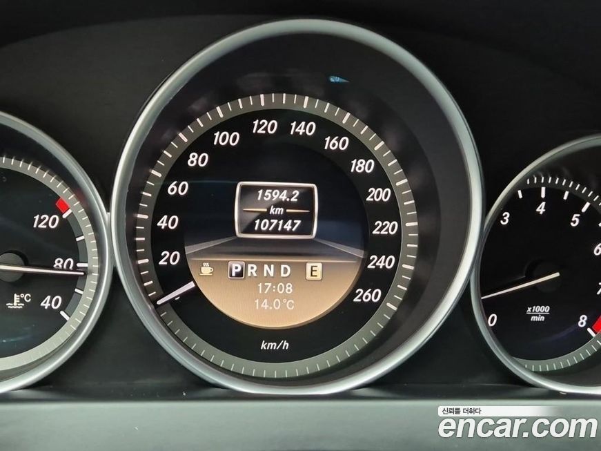 Mercedes-Benz C-Class 2012